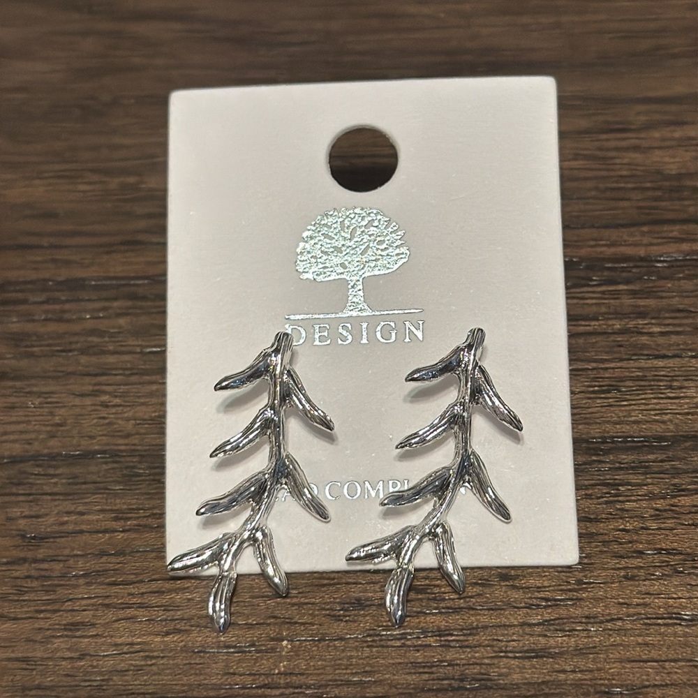 Design branch earrings